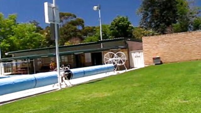 Camgirl yêu phim xxx gai xinh thu dam creampie 2